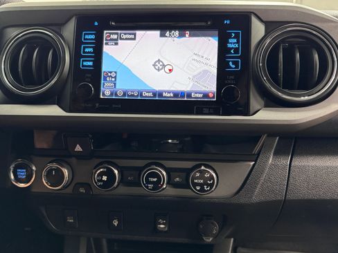 Used 2016 Toyota Tacoma TRD Off-Road w/ Towing Package image 9