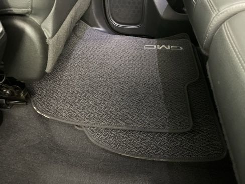 Used 2021 GMC Sierra 3500 Denali w/ Technology Package image 26