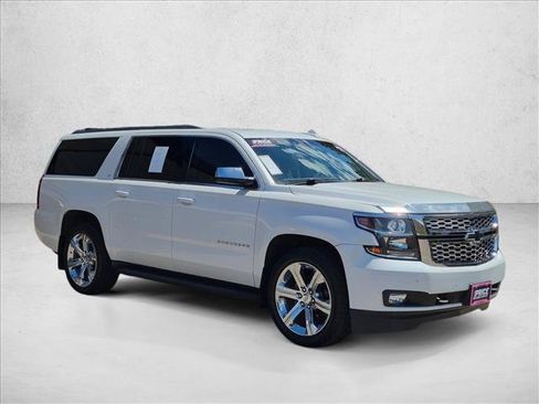 Used 2017 Chevrolet Suburban LT AWD/4WD image 3