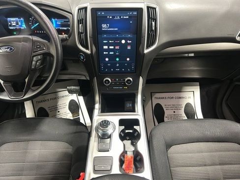 Used 2023 Ford Edge SEL image 15