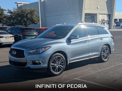 Used 2017 INFINITI QX60 FWD w/ Deluxe Technology Package
