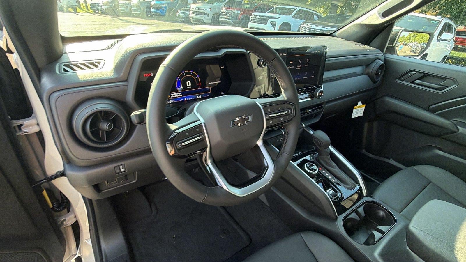 New 2026 Chevrolet Colorado Trail Boss AWD/4WD image 3