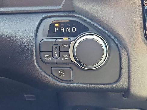 New 2026 RAM 1500 Express AWD/4WD image 27