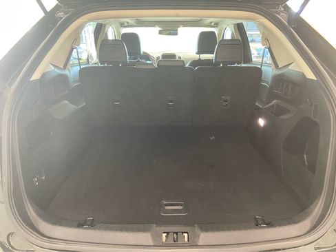 Used 2024 Ford Edge SEL image 10