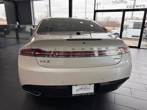 Used 2016 Lincoln MKZ AWD w/ Equipment Group 300A Reserve image 4