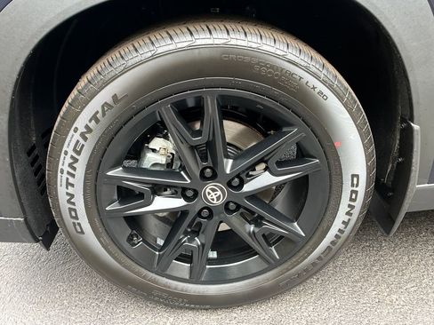 New 2026 Toyota Grand Highlander AWD image 26