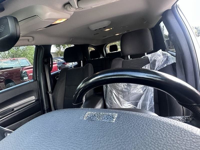 Used 2020 Dodge Durango SXT w/ 3rd Row Seating Group RWD image 13