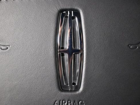 New 2026 Lincoln Navigator L Black Label image 33