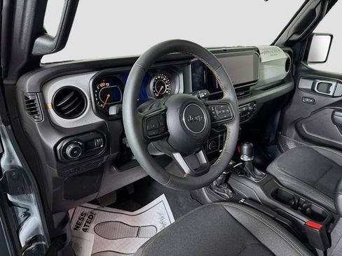 Used 2024 Jeep Wrangler Sport S AWD/4WD image 9