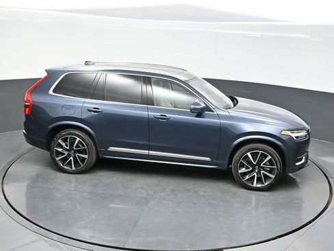 Certified 2025 Volvo XC90 B6 Plus w/ Protection Package Premier image 35
