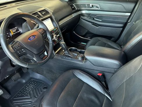 Used 2017 Ford Explorer Sport w/ Equipment Group 401A AWD/4WD image 13