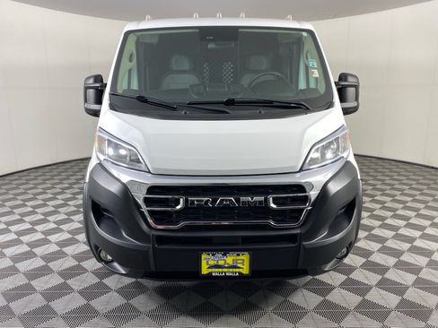 Used 2025 RAM ProMaster 2500 w/ U-Haul Equipment Group FWD image 3