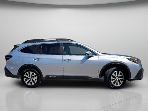 Used 2021 Subaru Outback Premium AWD/4WD image 22
