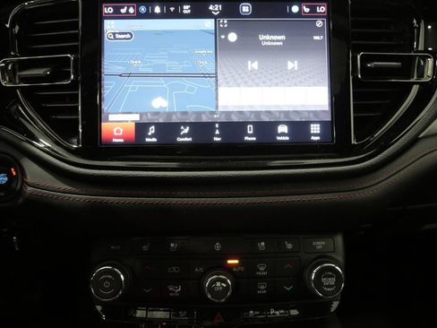 Used 2023 Dodge Durango GT AWD/4WD image 21