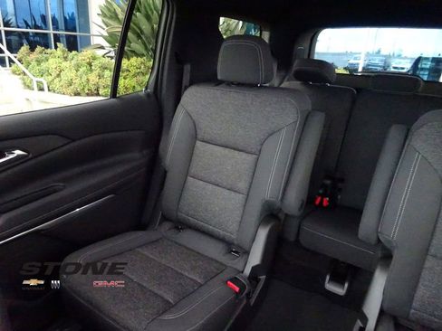 New 2026 Chevrolet Traverse LT w/ Sun and Wheel Package image 14