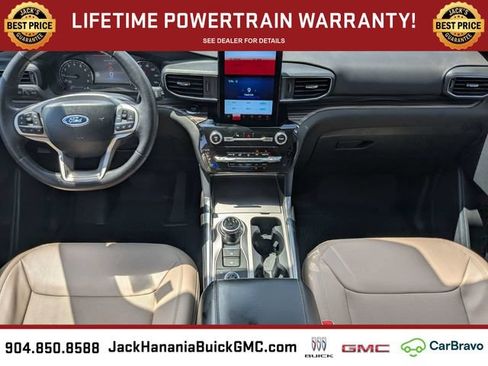 Used 2024 Ford Explorer Limited w/ Limited Technology Package AWD/4WD image 17