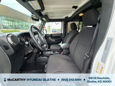 Used 2018 Jeep Wrangler Unlimited Sport S AWD/4WD image 4