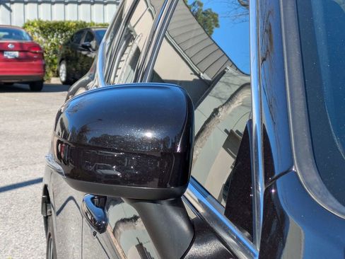 Certified 2023 Volvo XC60 B5 Ultimate w/ Protection Package Premier FWD image 10