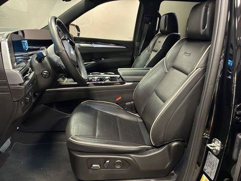 Certified 2025 Cadillac Escalade ESV Sport AWD/4WD image 41
