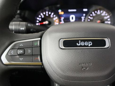 New 2026 Jeep Compass Latitude image 8