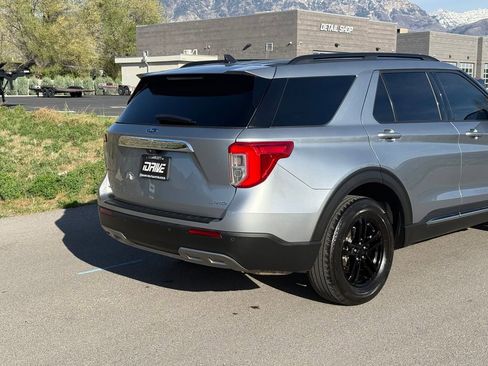 Used 2024 Ford Explorer XLT w/ Equipment Group 202A AWD/4WD image 10