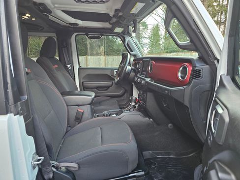 Used 2023 Jeep Wrangler Rubicon w/ Steel Bumper Group image 11