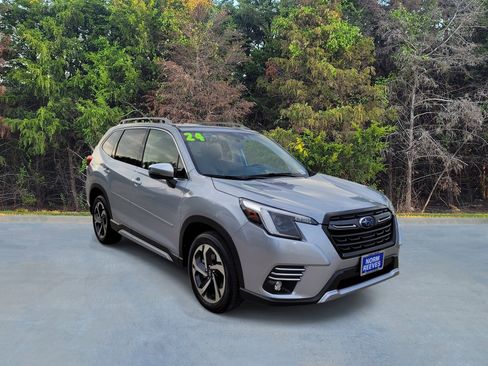 Certified 2024 Subaru Forester Touring w/ Pop Package 2 AWD/4WD image 16