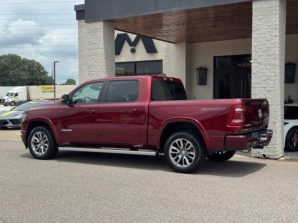 Used 2021 RAM 1500 Laramie w/ Sport Appearance Package AWD/4WD image 9