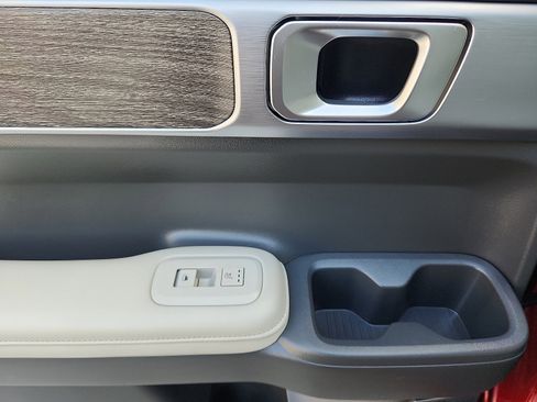 Used 2024 Hyundai Santa Fe Limited image 28