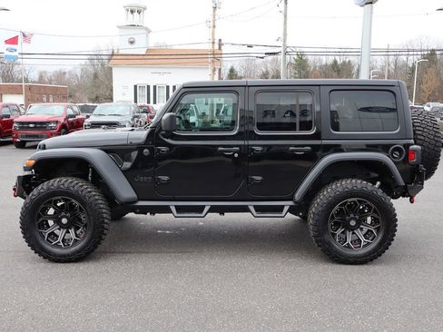 Used 2024 Jeep Wrangler Willys image 20