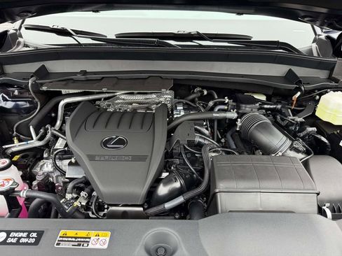 Used 2026 Lexus TX 500h AWD image 30