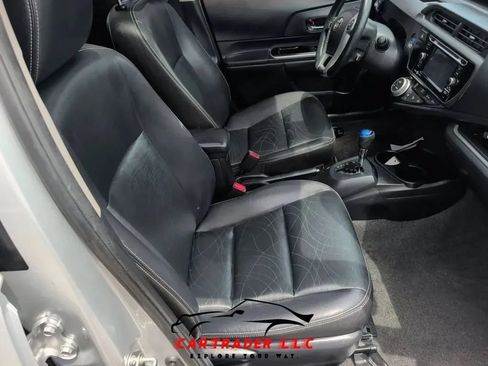 Used 2015 Toyota Prius C Four FWD image 28