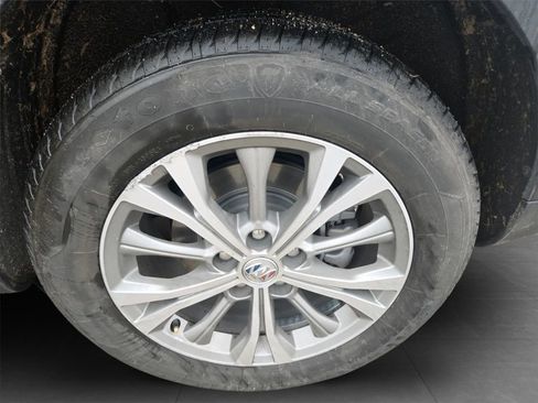 Used 2023 Buick Envision Preferred image 33