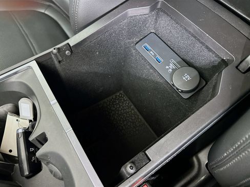 Used 2020 Jaguar E-PACE AWD/4WD image 27
