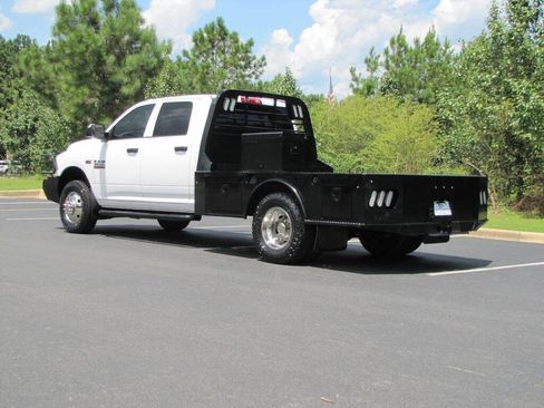 Used 2017 RAM 3500 Tradesman w/ Chrome Appearance Group AWD/4WD image 7