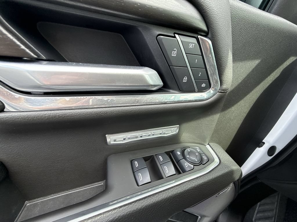 Certified 2025 GMC Sierra 1500 Denali w/ Denali Reserve Package AWD/4WD image 30