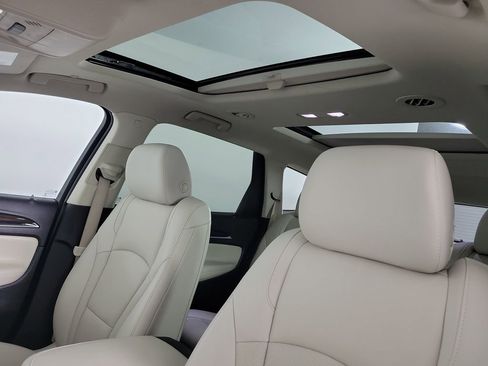 Used 2023 Buick Enclave Essence w/ Experience Buick Package FWD image 22