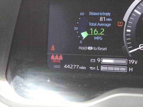 Used 2024 Toyota Tundra Platinum AWD/4WD image 26