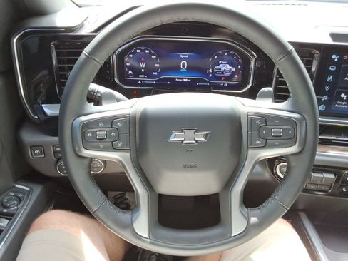 Certified 2025 Chevrolet Silverado 1500 LT Trail Boss w/ Convenience Package II AWD/4WD image 28