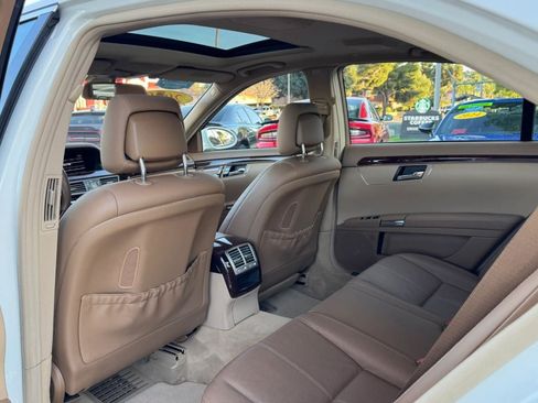 Used 2009 Mercedes-Benz S 550 image 24