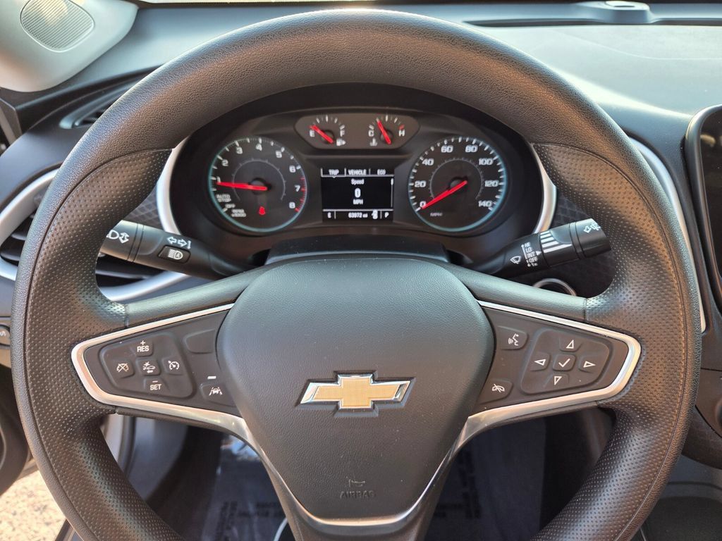 Used 2023 Chevrolet Malibu LT w/ Driver Confidence Package FWD image 31