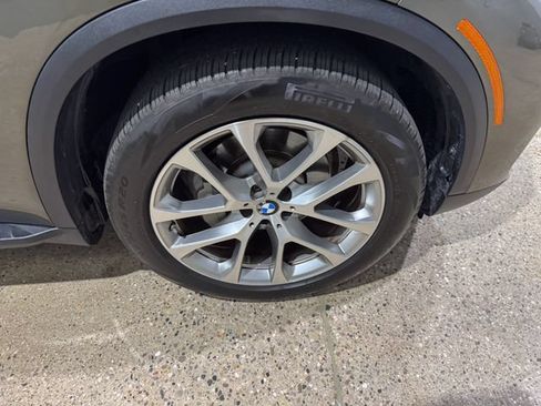 Used 2021 BMW X5 xDrive40i w/ Convenience Package AWD/4WD image 30
