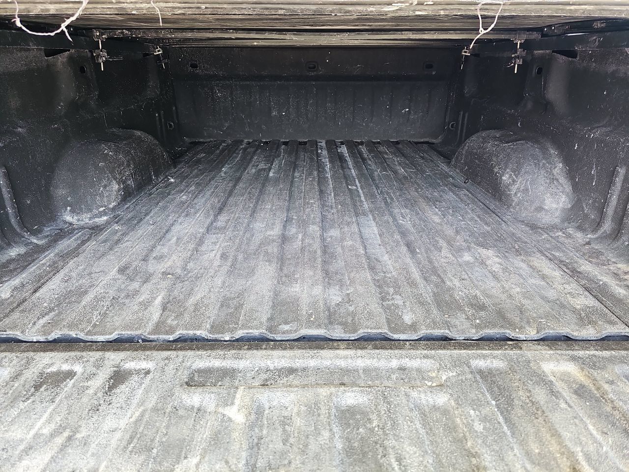 Used 2015 GMC Sierra 1500 4x4 Double Cab image 15