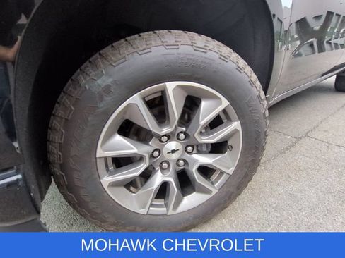 Used 2022 Chevrolet Silverado 1500 RST AWD/4WD image 33