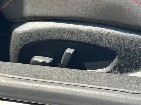 Used 2022 Chevrolet Camaro ZL1 RWD image 26