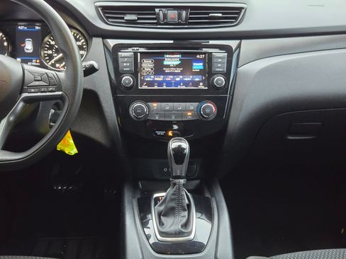 Used 2021 Nissan Rogue Sport S FWD image 16