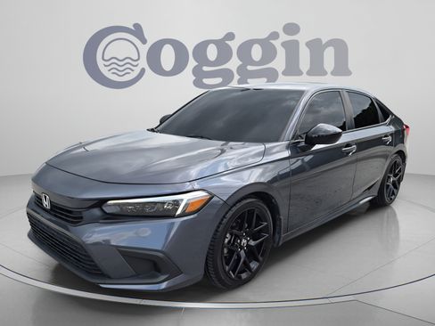 Used 2023 Honda Civic Sport image 1