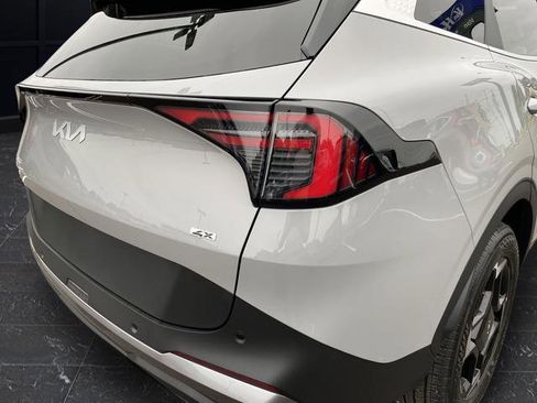 New 2026 Kia Sportage EX image 37