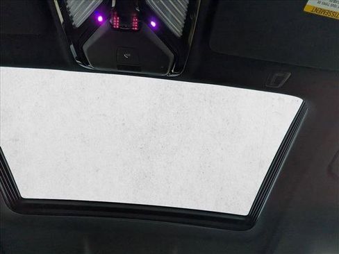 Used 2021 BMW 530i image 16