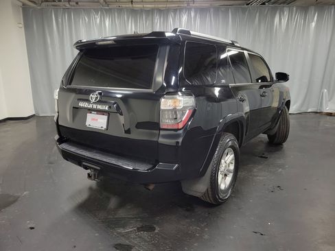 Used 2021 Toyota 4Runner SR5 image 8